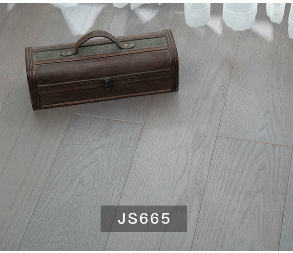 家用地板選多層實(shí)木復(fù)合地板還是強(qiáng)化地板，哪種好？太多人選錯(cuò)了