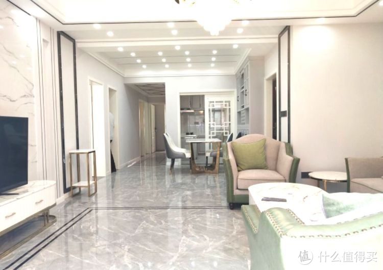 119㎡現(xiàn)代簡約三居室，20萬全包給熟人裝修，還沒開始入住先曬曬