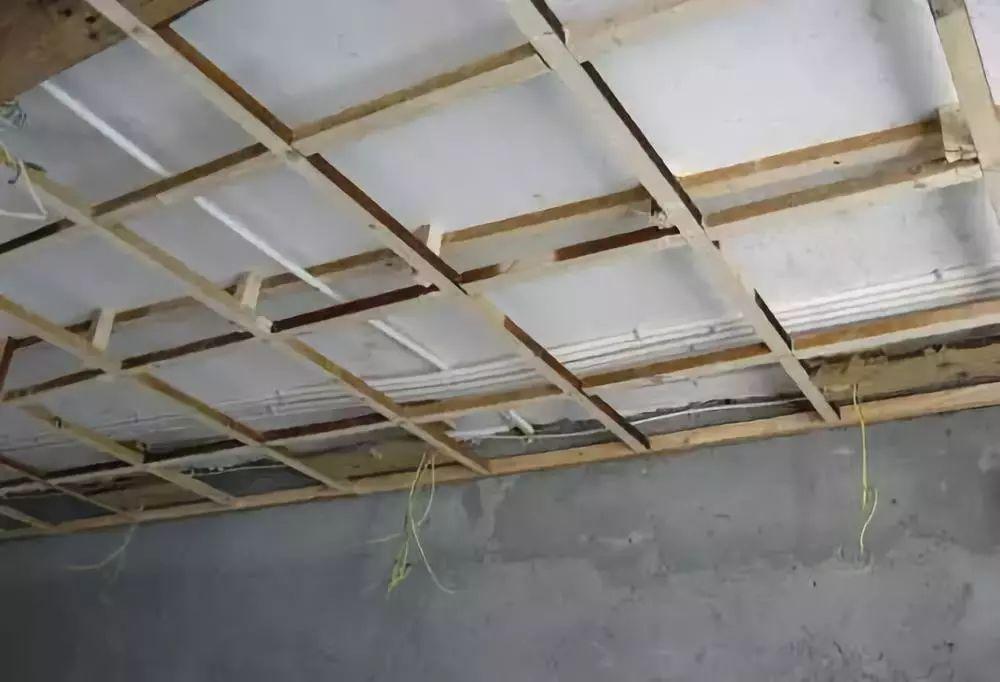 生態(tài)木裝修室內全部裝修效果圖_室內地板磚裝修圖片_室內裝修價格