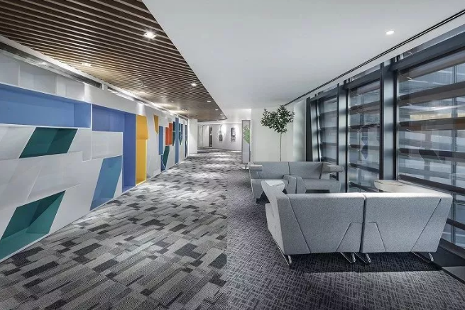 辦公室裝修哪個(gè)公司好？本地人必看