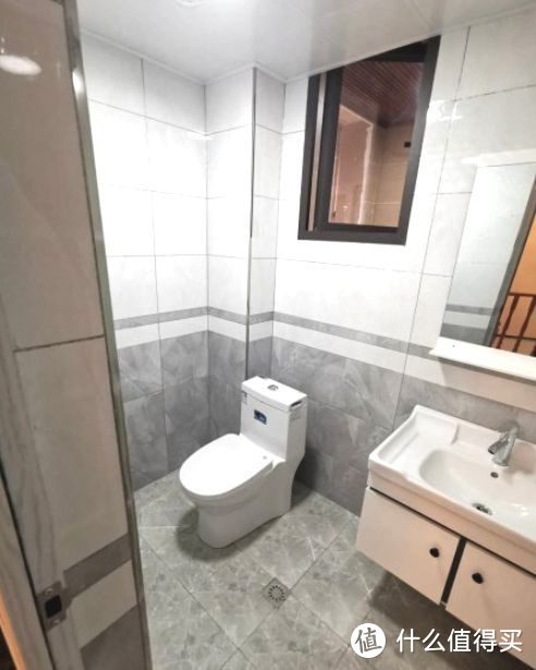 買不起別墅可以看看躍層，128㎡三室兩廳大躍層，堪稱空中別墅