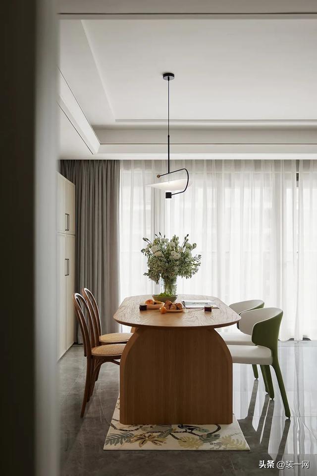 房屋浪漫布置圖片(95平米法式風格裝修，輕奢浪漫居所，姐妹們的夢想小家)(圖6)