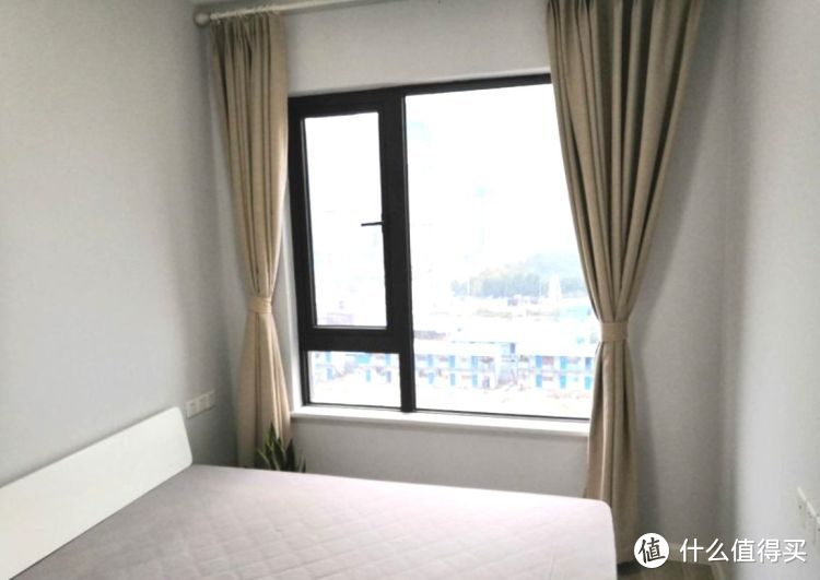 剛完工的新房，硬裝15萬(wàn)設(shè)計(jì)成現(xiàn)代簡(jiǎn)約風(fēng)格，看一眼都是享受