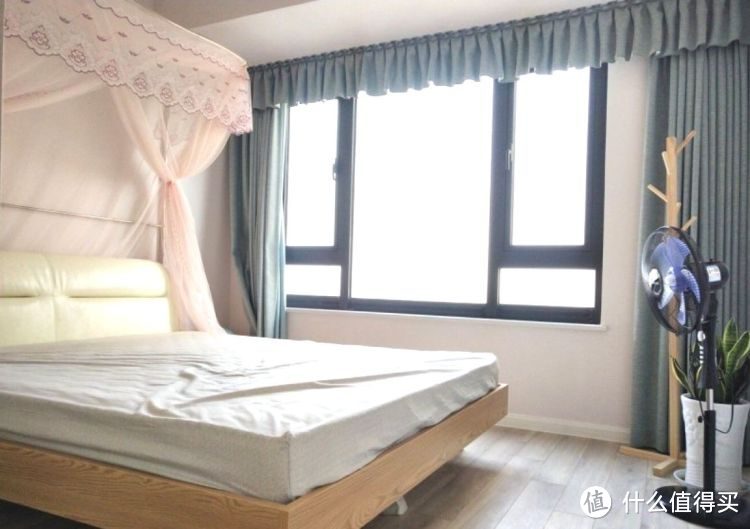 剛完工的新房，硬裝15萬(wàn)設(shè)計(jì)成現(xiàn)代簡(jiǎn)約風(fēng)格，看一眼都是享受