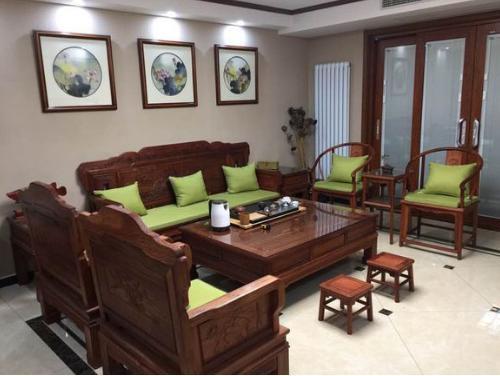 婆婆40萬(wàn)裝修新房，效果真是無(wú)語(yǔ)了！閨蜜：可以拍古裝劇了！