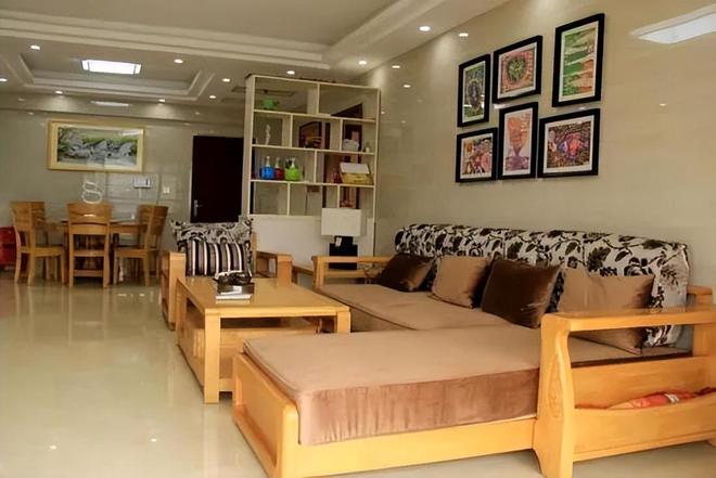 22萬(wàn)裝修129平三室兩廳，滿屋貼瓷磚，入住2月真后悔了！