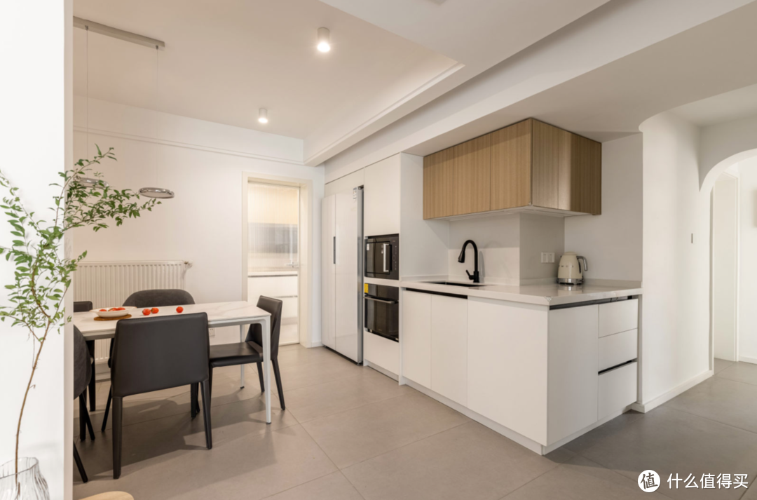 兩室改三室，單衛(wèi)改雙衛(wèi)，她家布局，說(shuō)是“神設(shè)計(jì)”都不為過(guò)