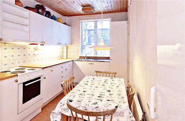 櫥柜巧妙設(shè)計(jì)，打造舒適廚房空間