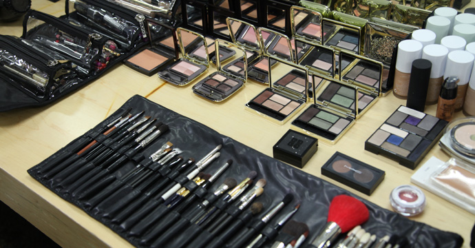 如何選擇合適自己的化妝臺 規(guī)避這幾點(diǎn)就可以