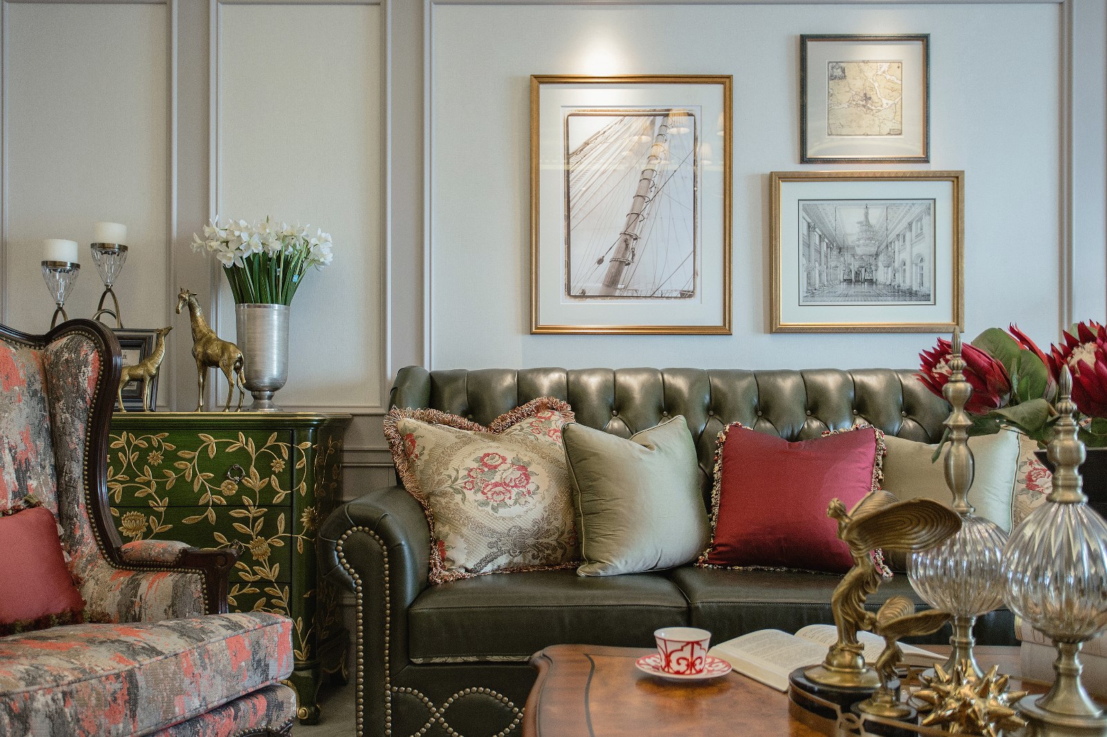 客廳沙發(fā)裝修效果圖雯雯的家美式經(jīng)典客廳設計圖片賞析