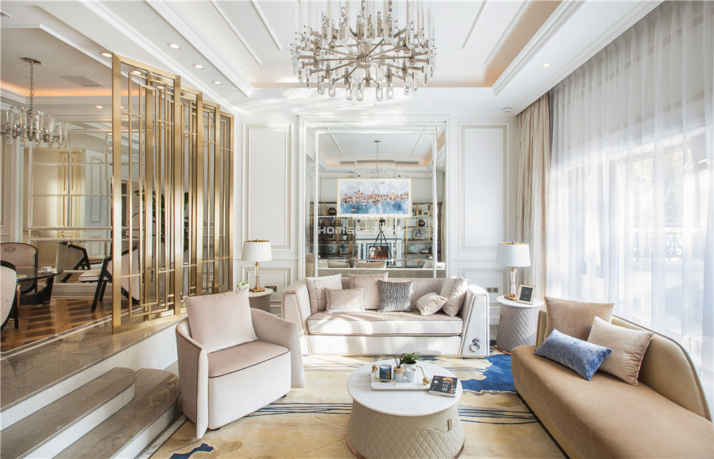 客廳吊頂裝修效果圖歐式私宅，柔美展現(xiàn)家居的奢華與北歐極簡客廳設(shè)計(jì)圖片賞析