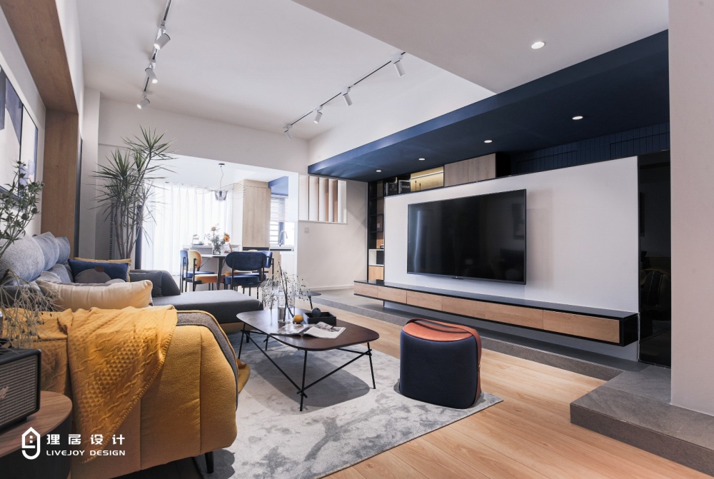 客廳窗簾裝修效果圖藝術(shù)畫、建筑學(xué)…跨界思維改造缺現(xiàn)代簡約客廳設(shè)計圖片賞析