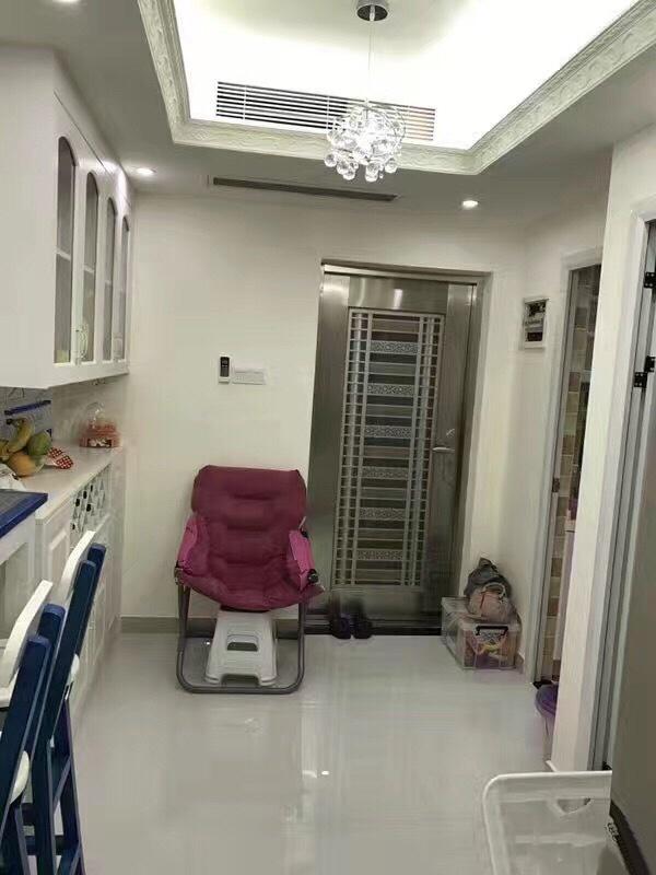 曬曬住2年的房子，一開始都很滿意，現(xiàn)在越看吊柜越不順眼