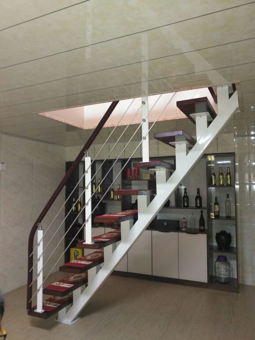 復(fù)式樓梯該怎么建設(shè) 復(fù)式樓梯嘗試下這樣設(shè)計(jì)