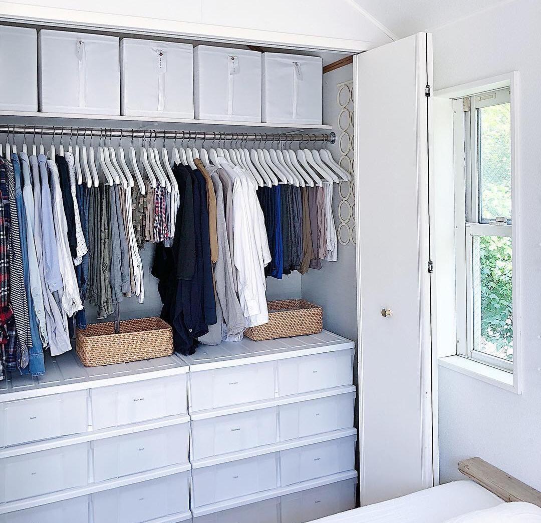 日式住宅的收納精髓，全在這2平的“去衣柜化”設(shè)計(jì)里，靈活實(shí)用