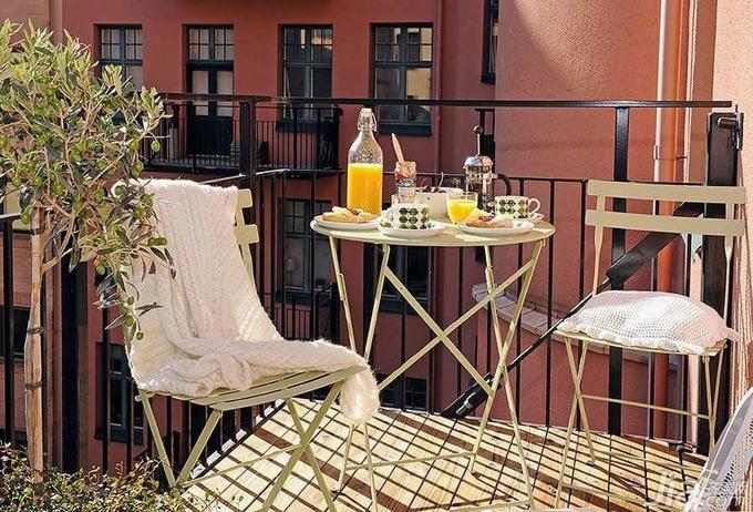 陽(yáng)臺(tái)裝修效果圖欣賞_簡(jiǎn)歐陽(yáng)臺(tái)裝修效果圖欣賞_生活陽(yáng)臺(tái)裝修效果圖欣賞