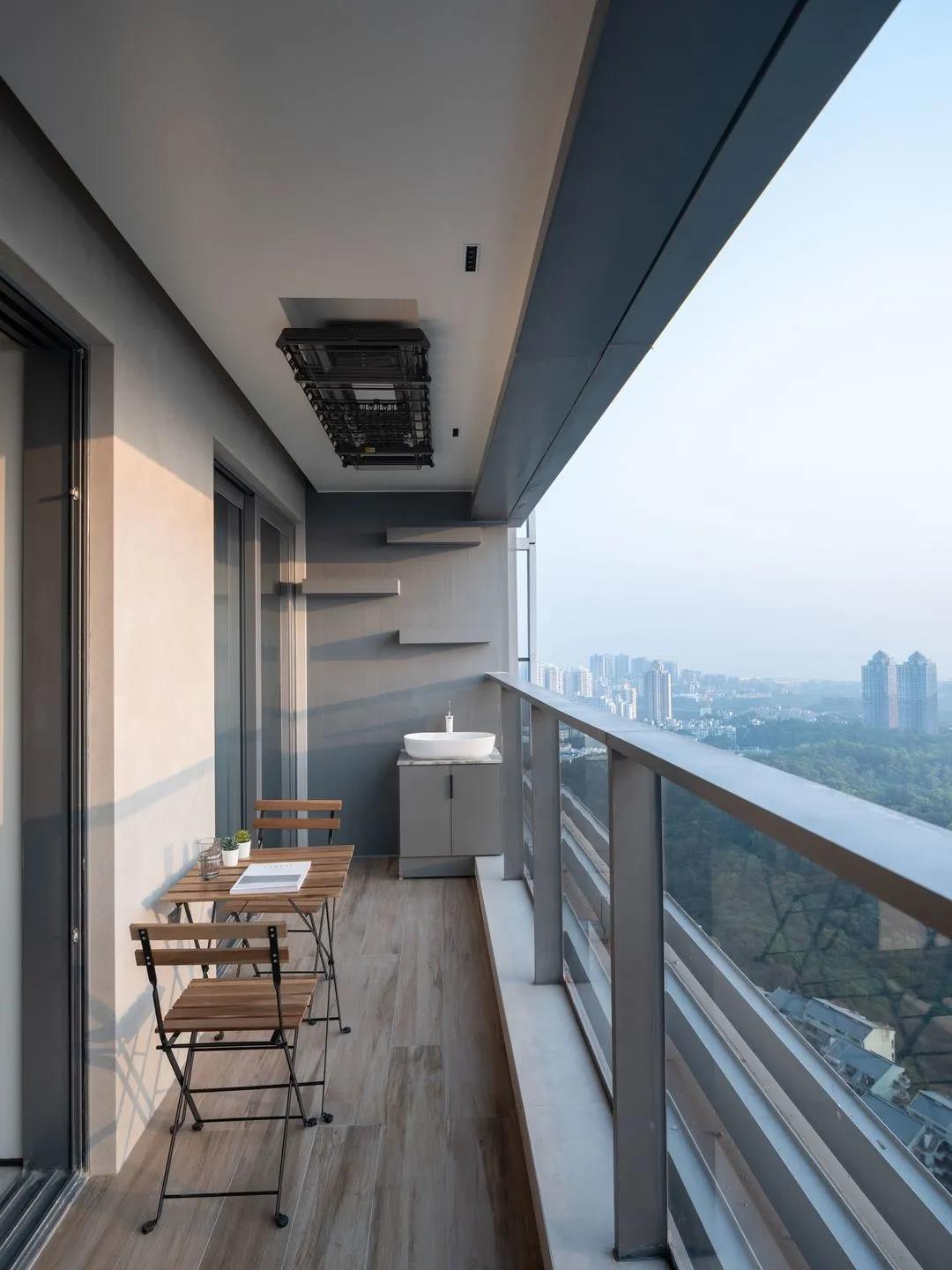 122㎡全屋高能：玄關(guān)收納/無吊頂/觀景陽臺，贊！