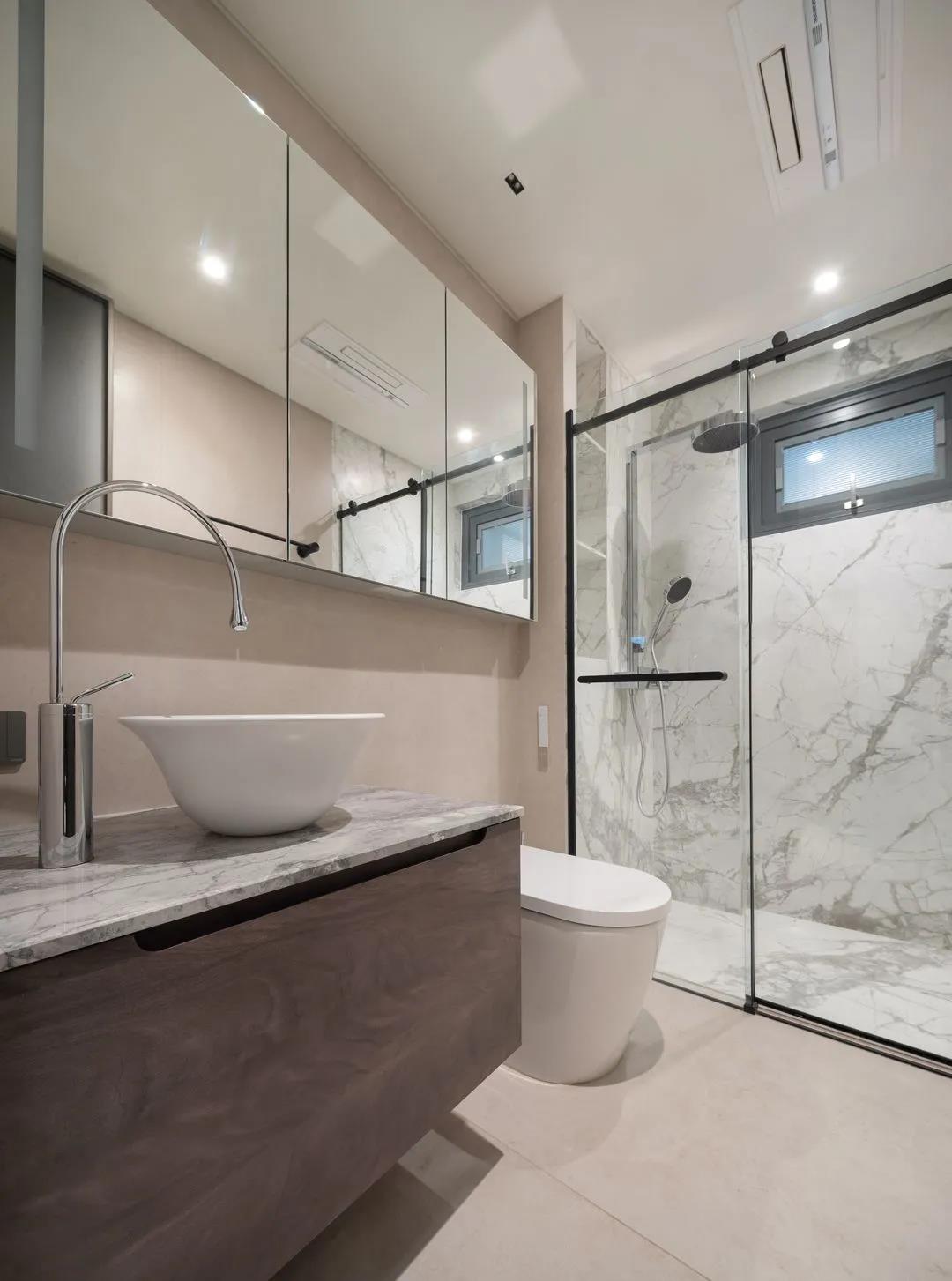 122㎡全屋高能：玄關(guān)收納/無吊頂/觀景陽臺，贊！