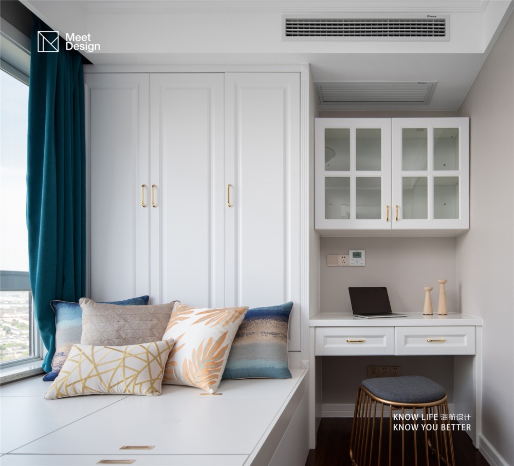 功能區(qū)木地板裝修效果圖優(yōu)雅歐式，帶你探秘融化在奶油里歐式豪華功能區(qū)設計圖片賞析