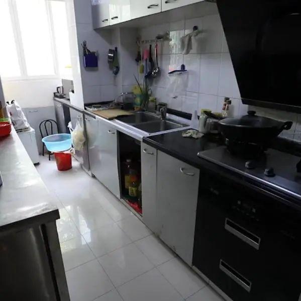 「廣播」0收納（紙箱滿地）、衛(wèi)生間從廚房進（奇葩），還要兩房還要變?nèi)浚?></a></p>
            <h3 class=