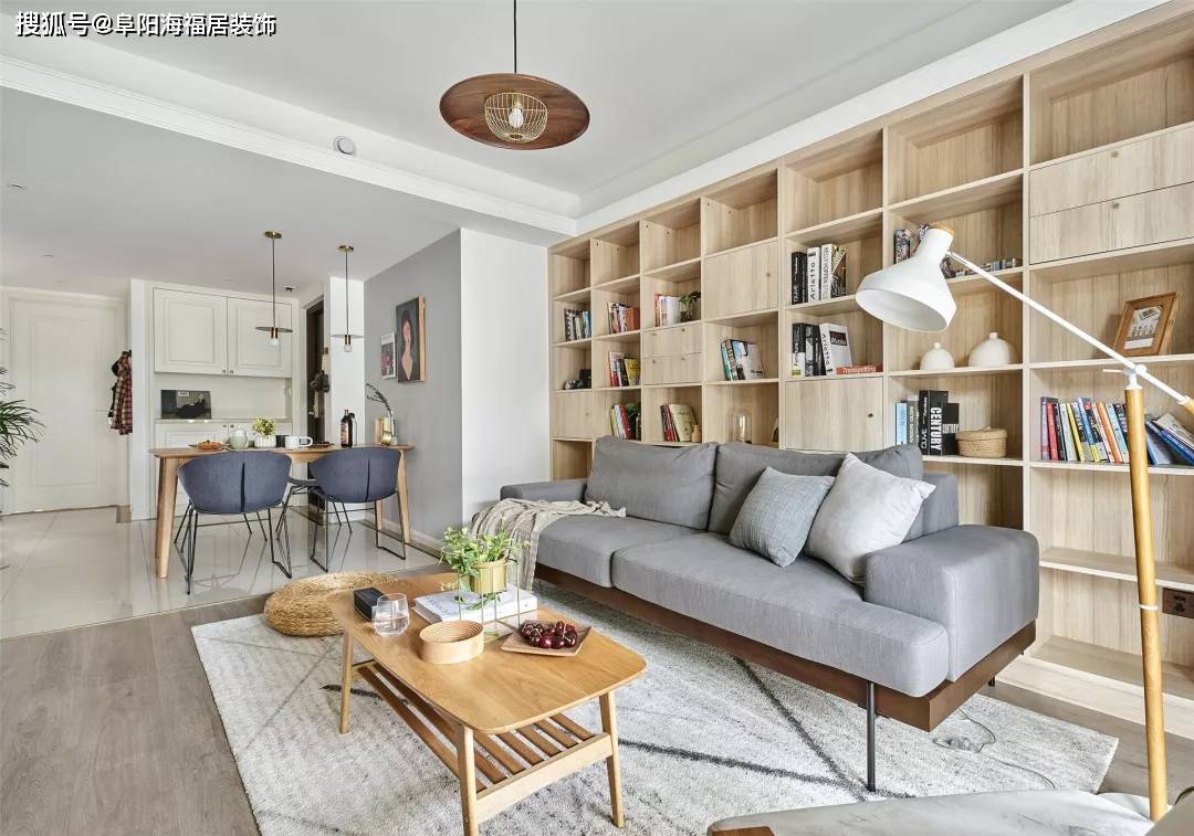 我家臥室不做衣柜，這樣隔出“衣帽間”！美觀實用，絕了