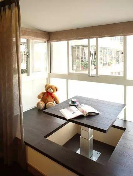 陽臺別亂裝，8個榻榻米設(shè)計分享給你，多出一間房真不是吹牛的