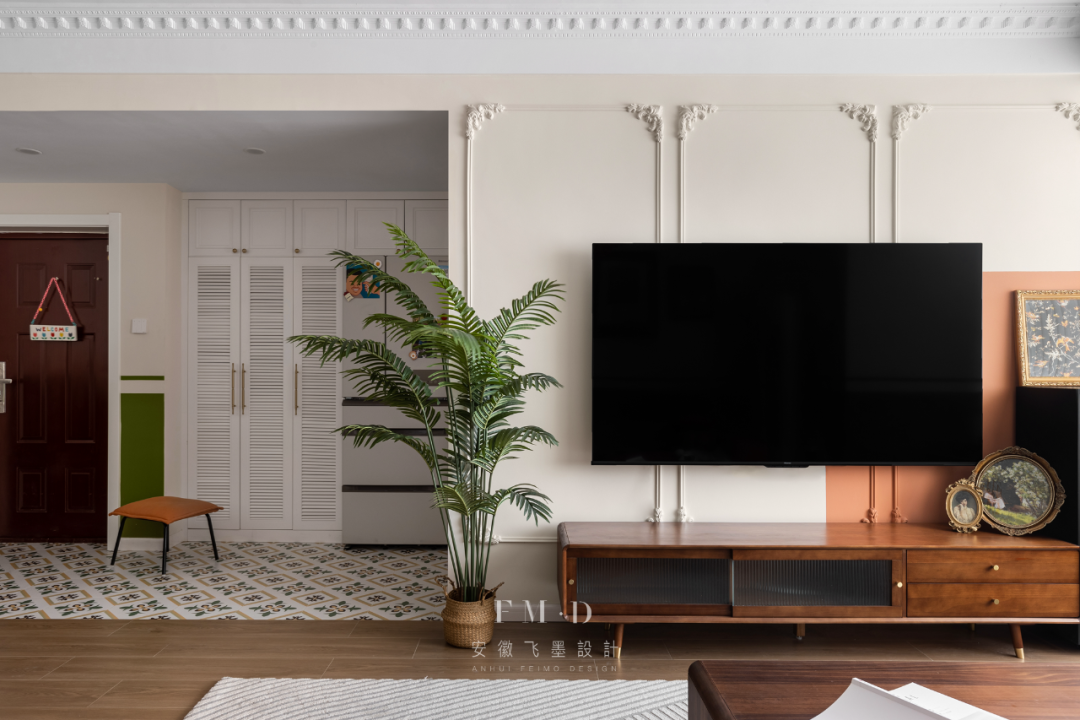 95㎡老房爆改復(fù)古法式風(fēng)，堪稱打工人裝修模板！這錢花得太值了