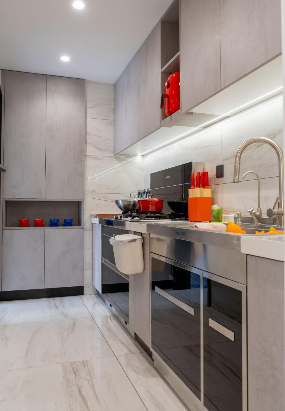 房屋裝修設(shè)計(jì)效果圖_綠色裝修選材設(shè)計(jì)500問(wèn):居室細(xì)節(jié)設(shè)計(jì)_通天房屋設(shè)計(jì)圖 裝修