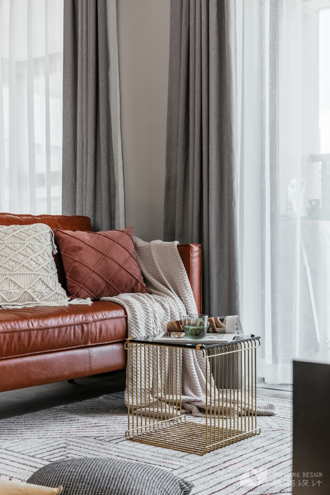 臥室床裝修效果圖打通2套小公寓，獲得舒適的生活北歐極簡(jiǎn)臥室設(shè)計(jì)圖片賞析