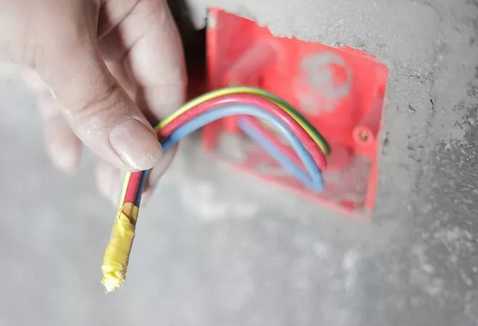 房子裝修水電設(shè)計(jì)圖_南京水電裝修報價_水電裝修