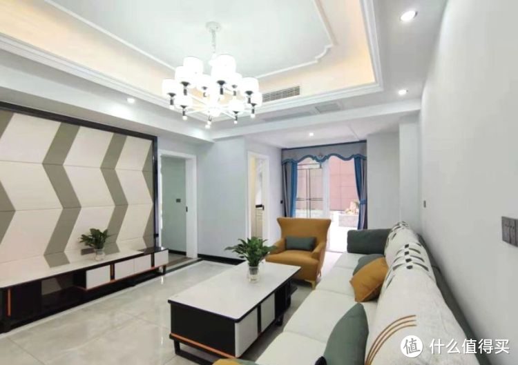 擠破頭買了這套100㎡小三房，送超大平臺花園，比房子大了一倍