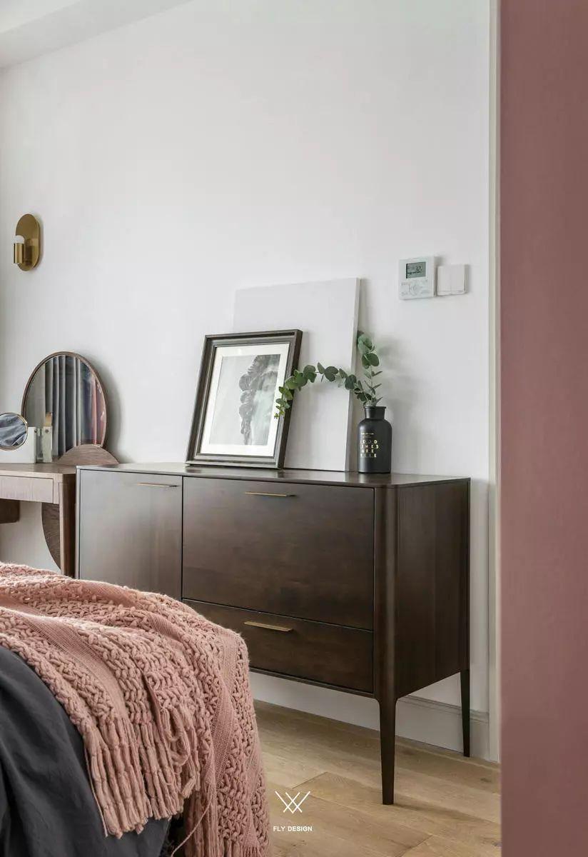 裝修背景玄關(guān)圖_陽臺配重墻裝修效果_床背景墻裝修效果圖