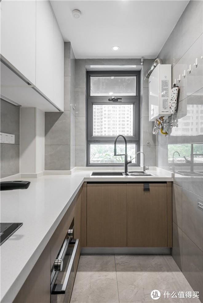 我也想給父母裝一套這樣的養(yǎng)老房，不用多豪華，簡潔舒適就夠了